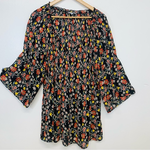 Floral Ivy Blouse Top Woman 3X  Peasant Dark Floral Smocking Flare Sleeve Boho - Picture 1 of 10